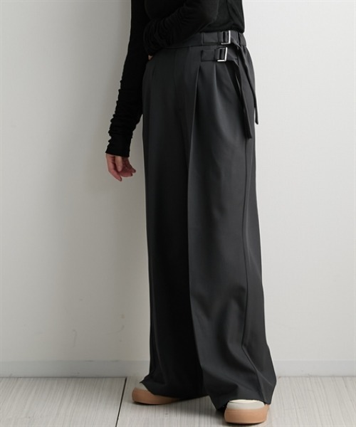 Soiunique（スワユニーク）の「ウーリッシュ素材ダブルベルトストレートパンツ　［Soiunique］（その他パンツ・レディース・チャコール/ブラック・LL/L/M）」の15枚目の写真