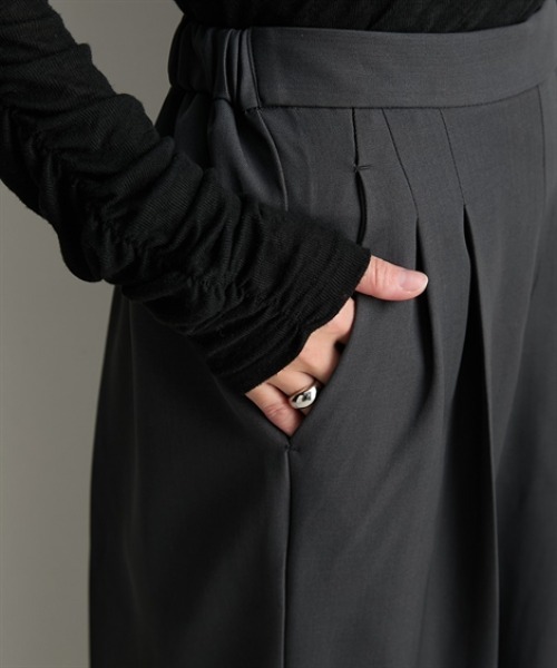 Soiunique（スワユニーク）の「ウーリッシュ素材ダブルベルトストレートパンツ　［Soiunique］（その他パンツ・レディース・チャコール/ブラック・LL/L/M）」の11枚目の写真