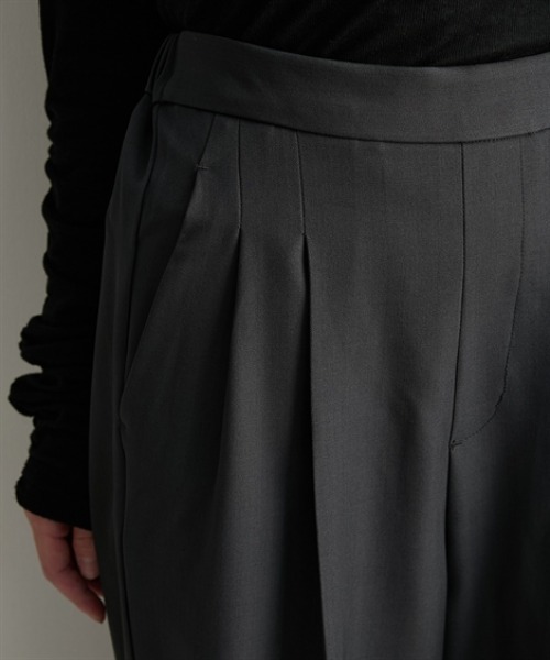 Soiunique（スワユニーク）の「ウーリッシュ素材ダブルベルトストレートパンツ　［Soiunique］（その他パンツ・レディース・チャコール/ブラック・LL/L/M）」の12枚目の写真