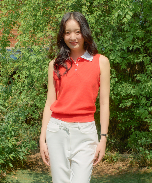 SALON DE YOHN（サロンドヨーン）の「Collar Sleeveless Top_ Red（ポロシャツ・レディース・その他・SMALL/MEDIUM）」の3枚目の写真