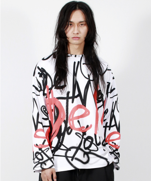 DEMARC(ドゥマーク)の「M STREET GRAFFITI OVERSIZED LONG-SLEEVE T-SHIRT(Tシャツ/カットソー・メンズ・その他・MEDIUM/LARGE)」の4枚目の写真