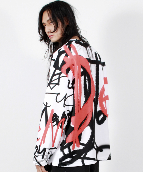 DEMARC(ドゥマーク)の「M STREET GRAFFITI OVERSIZED LONG-SLEEVE T-SHIRT(Tシャツ/カットソー・メンズ・その他・MEDIUM/LARGE)」の15枚目の写真