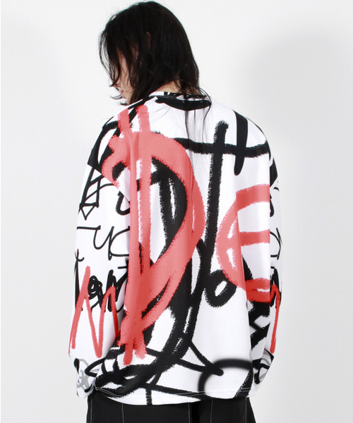 DEMARC(ドゥマーク)の「M STREET GRAFFITI OVERSIZED LONG-SLEEVE T-SHIRT(Tシャツ/カットソー・メンズ・その他・MEDIUM/LARGE)」の17枚目の写真