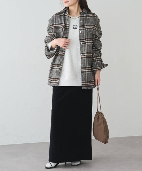 PUAL CE CIN（ピュアルセシン）の「裏ボア刺繍スウェット（スウェット・レディース・オートミール/ブルー/グレー・FREE）」の10枚目の写真