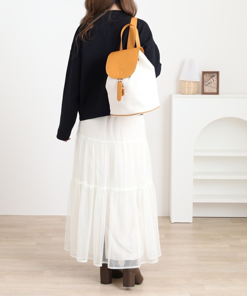 crossi(クロッシー)の「レザーフラップ使いキャンバスショルダーバッグ(ショルダーバッグ・レディース・ブラウン/ホワイト・FREE)」の3枚目の写真