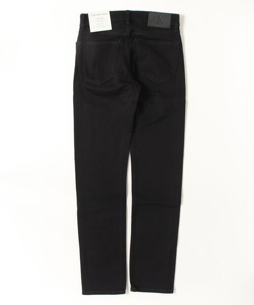 Calvin Klein(カルバン・クライン)の「スリムストレート クラシック ジーンズ(デニムパンツ・メンズ・ダークブルー・28/30/34/32)」の2枚目の写真