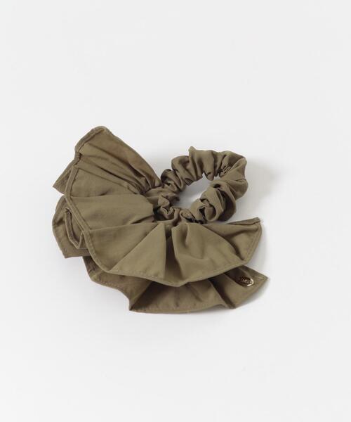 SMELLY（スメリー）の「ベーシックフリルシュシュ（ヘアゴム・レディース・モカ・-）」の6枚目の写真