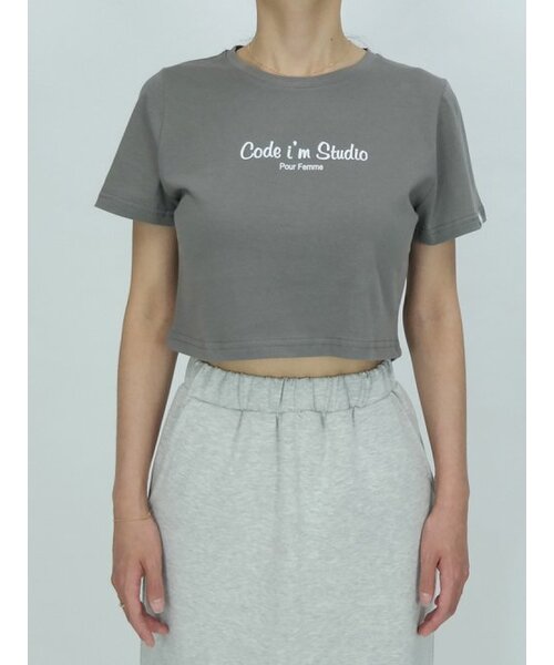 CODE I'M(コードアイエム)の「プルファムロゴプリントクロップTシャツカーキ(Tシャツ/カットソー・レディース・その他・FREE)」の1枚目の写真