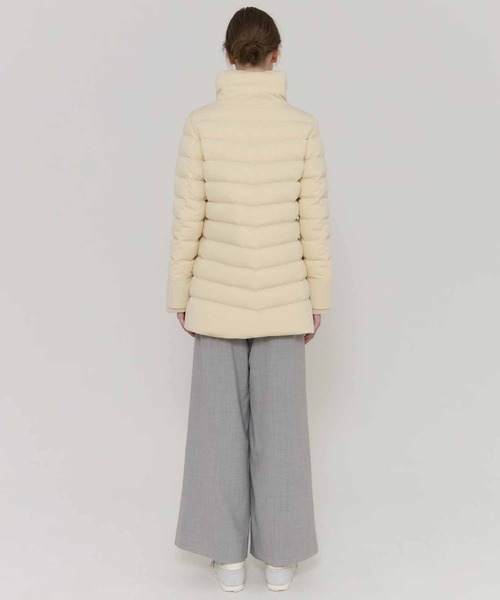 YOSOOU（ヨソオウ）の「【YOSOOU/ヨソオウ】2way Fur Liner Hood Coat/2ｗayファーライナーフードコート（ダウンジャケット/コート・レディース・キナリ/ブラック・2/3）」の5枚目の写真