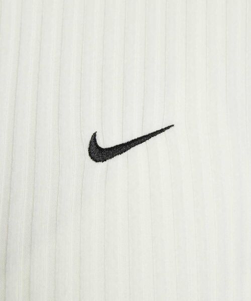 NIKE(ナイキ)の「ナイキ スポーツウェア チル ニット ウィメンズ スリム ワイドリブ カーディガン / Nike Sportswear Chill Knit Women's Slim Wide-Ribbed Cardigan IF0235-133 Sail(カーディガン/ボレロ・レディース・クリーム・XL/L/XS/S/M)」の4枚目の写真