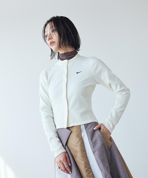 NIKE(ナイキ)の「ナイキ スポーツウェア チル ニット ウィメンズ スリム ワイドリブ カーディガン / Nike Sportswear Chill Knit Women's Slim Wide-Ribbed Cardigan IF0235-133 Sail(カーディガン/ボレロ・レディース・クリーム・XL/L/XS/S/M)」の7枚目の写真