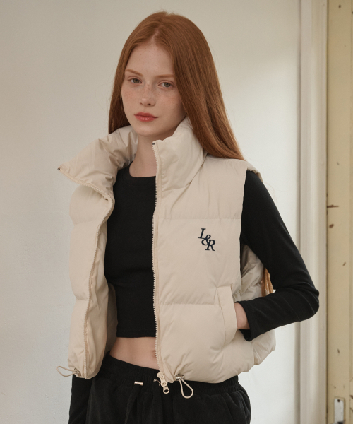 LOSSYROW(ロッシロー)の「Crop padded vest Cream(ダウンベスト・レディース・アイボリー・FREE)」の1枚目の写真