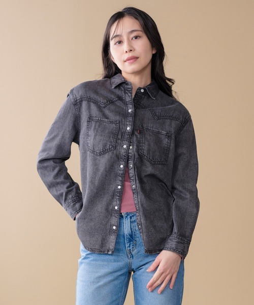 Levi's(リーバイス)の「Levi's/リーバイス TEODORA ウエスタンシャツ(シャツ/ブラウス・レディース・ブラック・XS/S/M)」の1枚目の写真