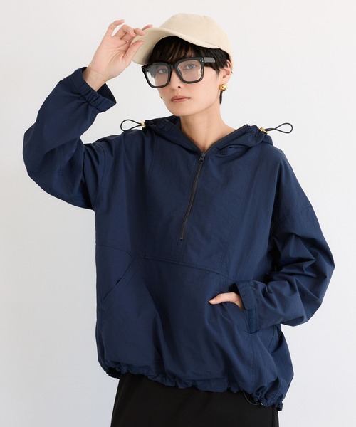 BARNYARDSTORM（バンヤードストーム）の「BARNYARDSTORM / ハーフZIPフーディージャケット【撥水】【JAPAN FABRIC】（ブルゾン・レディース・ベージュ/ネイビー・FREE）」の15枚目の写真