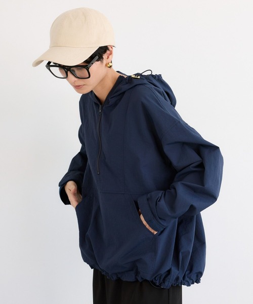 BARNYARDSTORM（バンヤードストーム）の「BARNYARDSTORM / ハーフZIPフーディージャケット【撥水】【JAPAN FABRIC】（ブルゾン・レディース・ベージュ/ネイビー・FREE）」の16枚目の写真