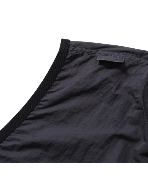 MOIF（モイフ）の「[SS25] MULTI DEVICE VEST / CHARCOAL（ベスト・メンズ・その他・M/L）」の5枚目の写真