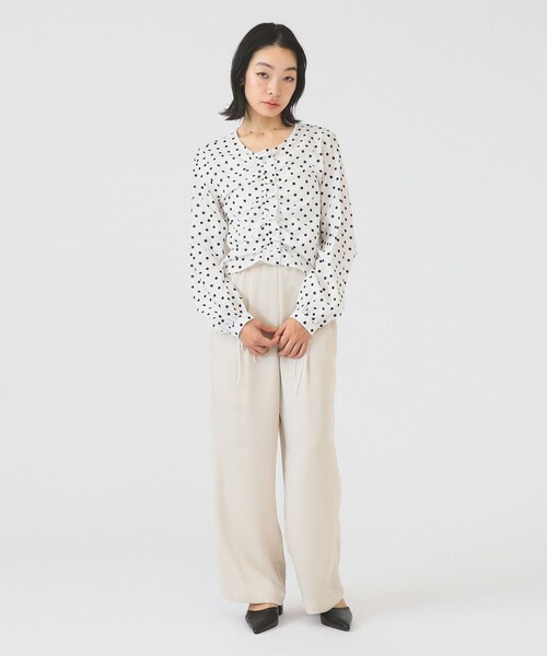 Ray BEAMS（レイビームス）の「ドット センター ギャザー ブラウス（シャツ/ブラウス・レディース・ダークブラウン/ホワイト・ONE SIZE）」の3枚目の写真