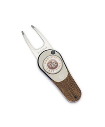 Pacific GOLF CLUB（パシフィックゴルフクラブ）の「Pitchfix × PGC GREEN FORK / THE WOODIE WALNUT（ゴルフグッズ）」