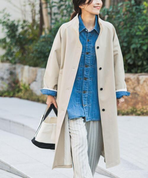 URBAN RESEARCH DOORS（アーバンリサーチドアーズ）の「BACKヨークスタンドカラーコート（その他アウター・レディース・ライトベージュ/ベージュ・FREE）」の2枚目の写真