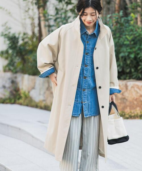 URBAN RESEARCH DOORS（アーバンリサーチドアーズ）の「BACKヨークスタンドカラーコート（その他アウター・レディース・ライトベージュ/ベージュ・FREE）」の4枚目の写真