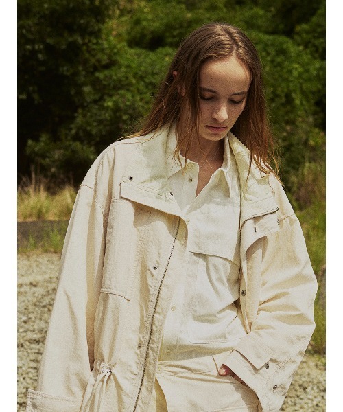 ELCHELE(エルチェレ)の「PIGMENT DYE M-65 JACKET(ナイロンジャケット・レディース・ブラック/カーキ/オフホワイト・FREE)」の12枚目の写真
