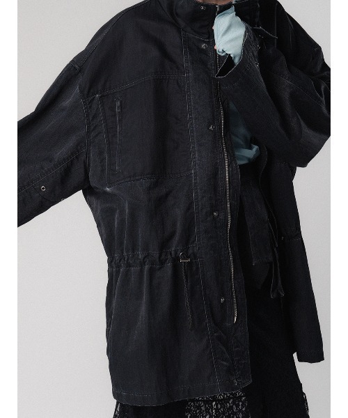 ELCHELE(エルチェレ)の「PIGMENT DYE M-65 JACKET(ナイロンジャケット・レディース・ブラック/カーキ/オフホワイト・FREE)」の6枚目の写真
