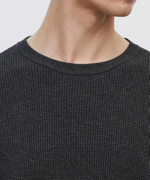 UNITED TOKYO(ユナイテッドトウキョウ)の「【数慮限定】COTTON CASHMERE ワッフルニット |湿度調整/防臭機能/カシミヤ(ニット/セーター・メンズ・ダークグレー/ライトグレー・1/2)」の15枚目の写真