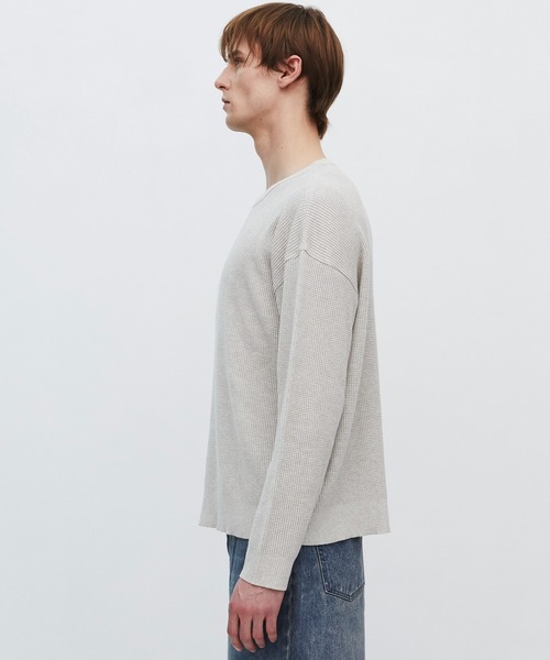 UNITED TOKYO(ユナイテッドトウキョウ)の「【数慮限定】COTTON CASHMERE ワッフルニット |湿度調整/防臭機能/カシミヤ(ニット/セーター・メンズ・ダークグレー/ライトグレー・1/2)」の10枚目の写真