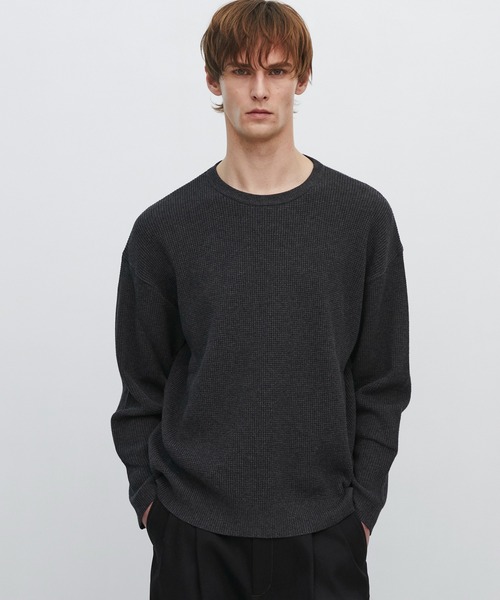 UNITED TOKYO(ユナイテッドトウキョウ)の「【数慮限定】COTTON CASHMERE ワッフルニット |湿度調整/防臭機能/カシミヤ(ニット/セーター・メンズ・ダークグレー/ライトグレー・1/2)」の21枚目の写真