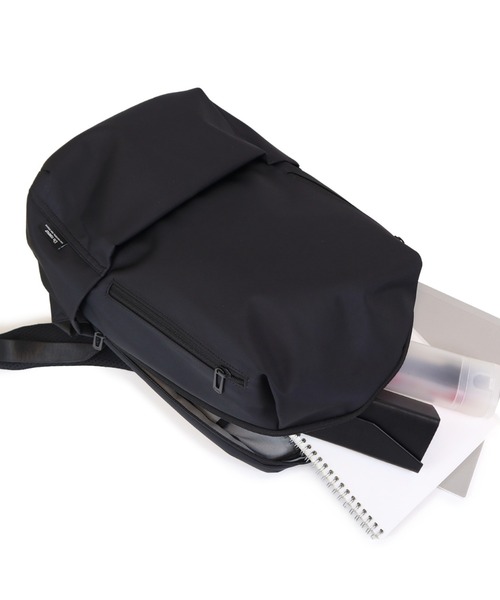 Un coeur(アンクール)の「【Un coeur/アンクール】COMPACT RUCKSACK / コンパクト リュック RUI / K905070(バックパック/リュック・メンズ・ブラウン/グレー/グレイッシュベージュ/ブラック・FREE)」の7枚目の写真