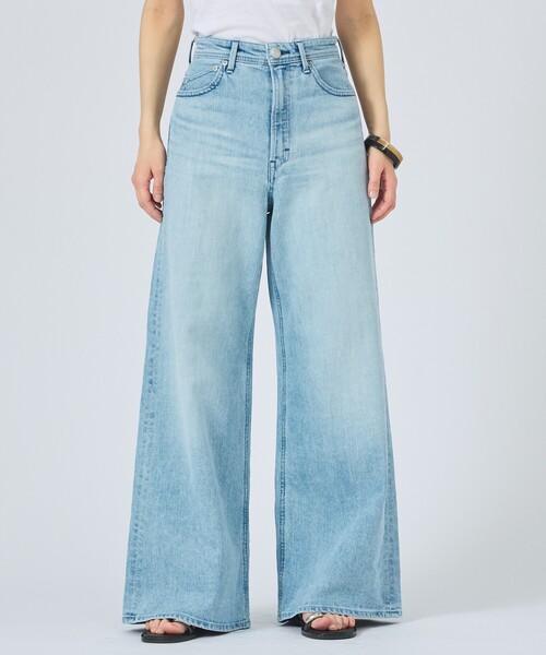 YANUK（ヤヌーク）の「【YANUK】Wide Flare MFT ワイドフレアパンツ（デニムパンツ・レディース・ライトブルー・34/36/38）」の18枚目の写真