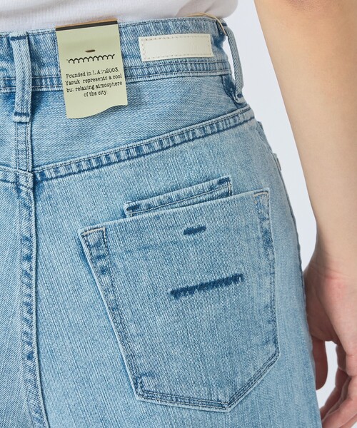 YANUK（ヤヌーク）の「【YANUK】Wide Flare MFT ワイドフレアパンツ（デニムパンツ・レディース・ライトブルー・34/36/38）」の22枚目の写真