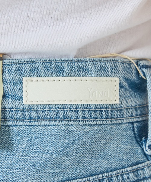 YANUK（ヤヌーク）の「【YANUK】Wide Flare MFT ワイドフレアパンツ（デニムパンツ・レディース・ライトブルー・34/36/38）」の11枚目の写真