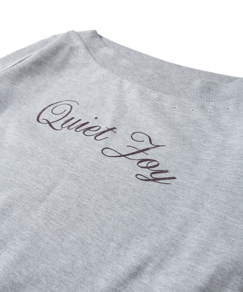 FCMM(エフシーエムエム)の「【日本限定】OFF SHOULDER SWEAT PULLOVER / オフショルダースウェットプルオーバー(Tシャツ/カットソー・レディース・グレー/ネイビー・MEDIUM/SMALL)」の3枚目の写真