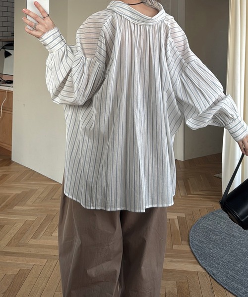 WILLFULLY（ウィルフリー）の「collar & cuffs triple layered over SH