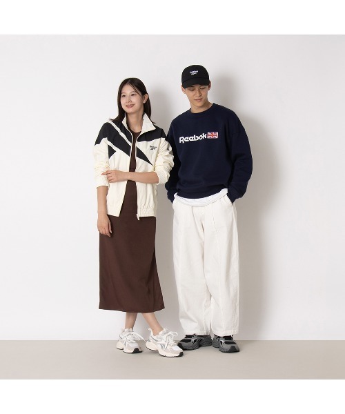 Reebok(リーボック)の「チャージ ラン / REEBOK CHARGE RUN(スニーカー・メンズ・ライトベージュ/ライトグレー/ブラウン/ダークグレー・31cm/30.0cm/29.0cm/28.5cm/28.0cm/27.5cm/27.0cm/26.5cm/26.0cm/25.5cm/24.5cm/25.0cm)」の5枚目の写真