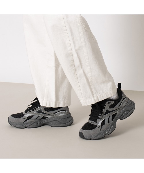 Reebok(リーボック)の「チャージ ラン / REEBOK CHARGE RUN(スニーカー・メンズ・ライトベージュ/ライトグレー/ブラウン/ダークグレー・31cm/30.0cm/29.0cm/28.5cm/28.0cm/27.5cm/27.0cm/26.5cm/26.0cm/25.5cm/24.5cm/25.0cm)」の9枚目の写真
