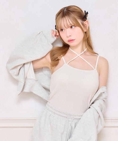 apres jour（アプレジュール）の「カップ付きクロスキャミインナー（キャミソール・レディース・アイボリー/ブラック/ピンク/ホワイト系その他・X-LARGE/フリー）」の3枚目の写真