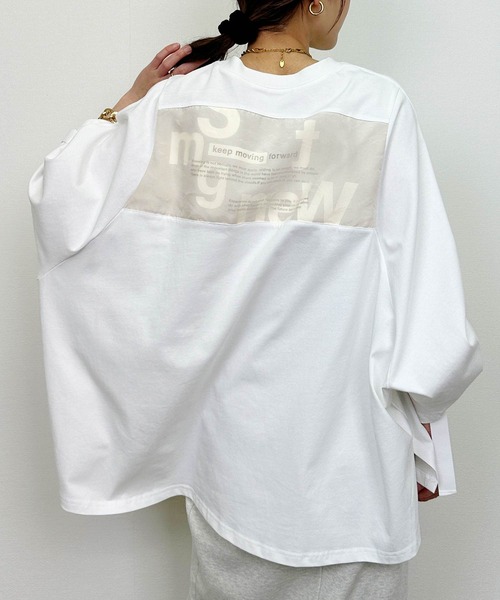 LUGIVA(ルギヴァ)の「バックオーガンジーロゴプリントプルオーバー(Tシャツ/カットソー・レディース・オフホワイト/ブラック/チャコールグレー・M)」の6枚目の写真