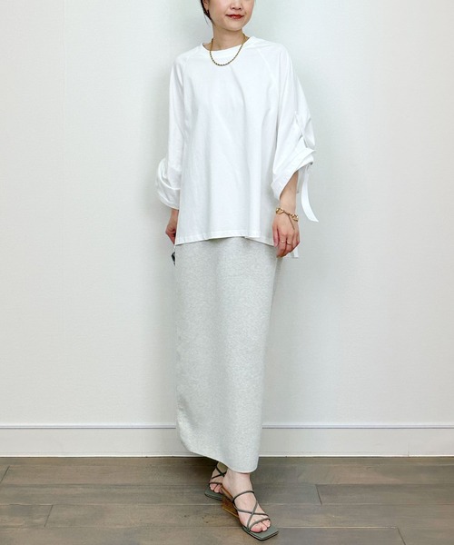 LUGIVA(ルギヴァ)の「バックオーガンジーロゴプリントプルオーバー(Tシャツ/カットソー・レディース・オフホワイト/ブラック/チャコールグレー・M)」の9枚目の写真