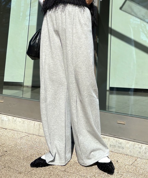 ISOOK（アイスー）の「【ISOOK / アイスー】センターシームスウェットパンツ / ルーズ丈 総ゴム ウエストゴム グレー ブラック 黒 無地 ZOZOTOWN限定（スウェットパンツ・レディース・ブラック/グレー・FREE）」の8枚目の写真