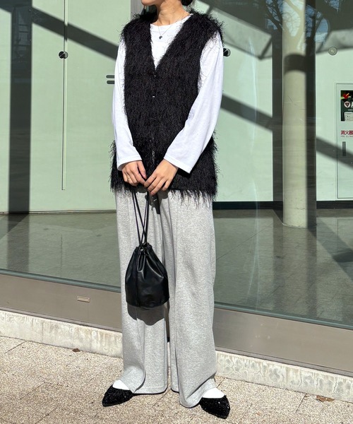 ISOOK（アイスー）の「【ISOOK / アイスー】センターシームスウェットパンツ / ルーズ丈 総ゴム ウエストゴム グレー ブラック 黒 無地 ZOZOTOWN限定（スウェットパンツ・レディース・ブラック/グレー・FREE）」の12枚目の写真