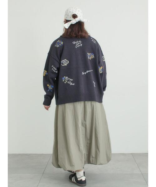 Samansa Mos2（サマンサ モスモス）の「花+ロゴ総柄刺繍カーディガン（カーディガン/ボレロ・レディース・グリーン/オフホワイト/ネイビー/ピンク・F）」の17枚目の写真