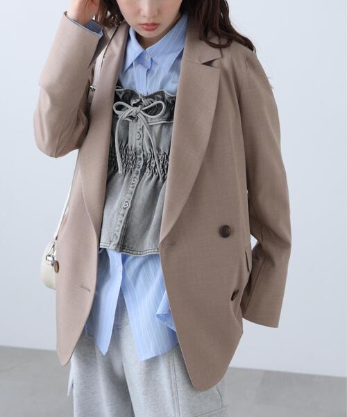 FREE'S MART（フリーズマート）の「◆梳毛調合繊ダブルブレストジャケット（ブルゾン・レディース・ブラウン/ネイビー/ベージュ・MEDIUM/SMALL）」の2枚目の写真