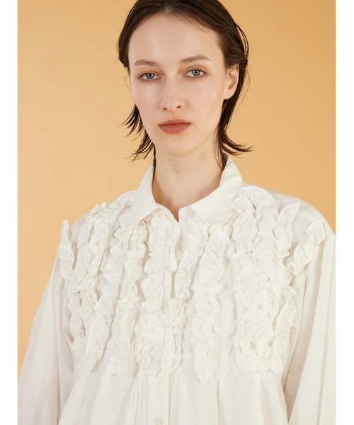 crinkle crinkle crinkle(クリンクルクリンクルクリンクル)の「【crinkle crinkle crinkle】front frill shirts/フロントフリルシャツ(シャツ/ブラウス・レディース・ホワイト/ブルー・FREE)」の5枚目の写真