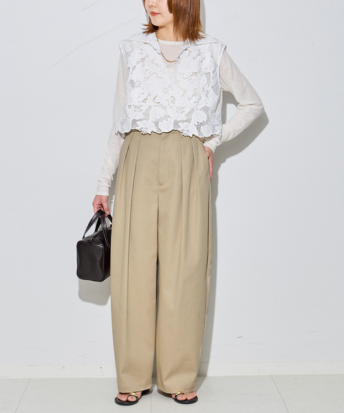 journal standard L'essage（ジャーナルスタンダードレサージュ）の「《追加5》【金子綾さん着用】CP タックチノパンツ（チノパンツ・レディース・ブラック/ベージュ・40/38/36/34）」の19枚目の写真