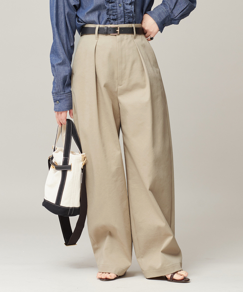 journal standard L'essage（ジャーナルスタンダードレサージュ）の「《追加5》【金子綾さん着用】CP タックチノパンツ（チノパンツ・レディース・ブラック/ベージュ・40/38/36/34）」の13枚目の写真