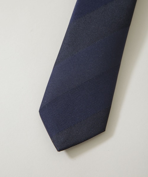 NANO universe（ナノユニバース）の「京都西陣ウォッシャブルシャドーストライプネクタイ（ネクタイ・メンズ・ブラウン/ネイビー・F）」の4枚目の写真