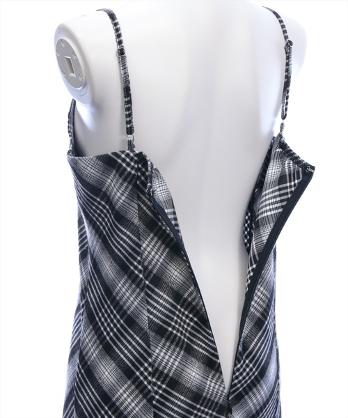 clear（クリア）の「【低身長対応／サイズ展開あり】リボン付きチェック柄キャミワンピース（ワンピース・レディース・グリーン系その他/ブラック系その他・PF/F）」の3枚目の写真