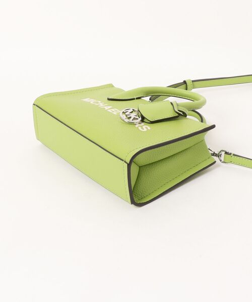 MICHAEL KORS(マイケルコース)の「MIRELLA SM EW TZ XBODY Crossbody(ショルダーバッグ・レディース・ライム・FREE)」の3枚目の写真